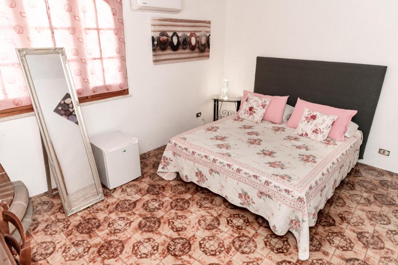 Casa Vacanza Gico' Villa Alezio Ngoại thất bức ảnh